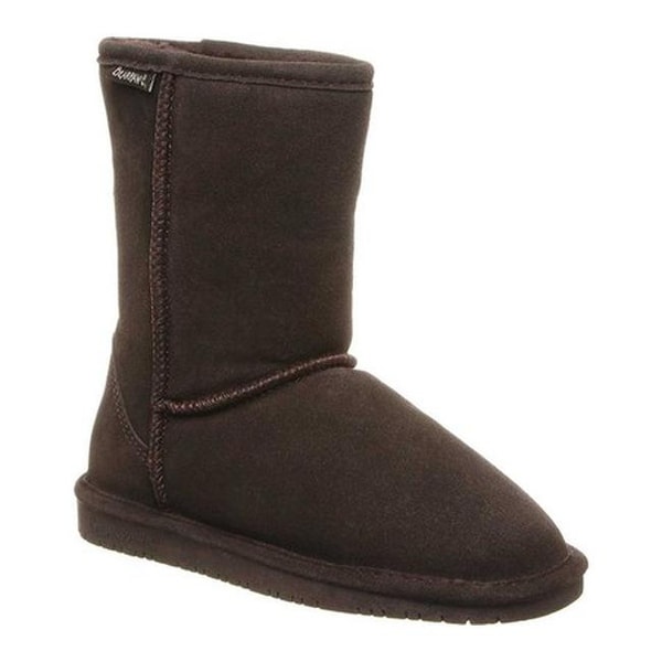 Shop Bearpaw Women&#39;s Emma Short Wide Boot Chocolate Cow Suede - On Sale - Free Shipping Today ...