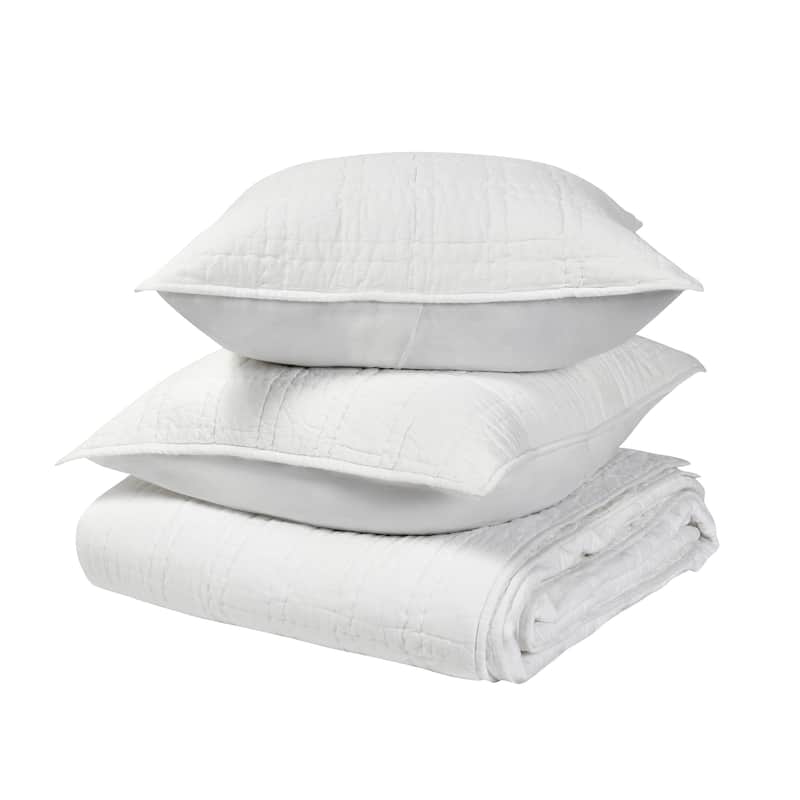 Hailee 100% Cotton White Quilt with Silvadur Tech by Kosas Home