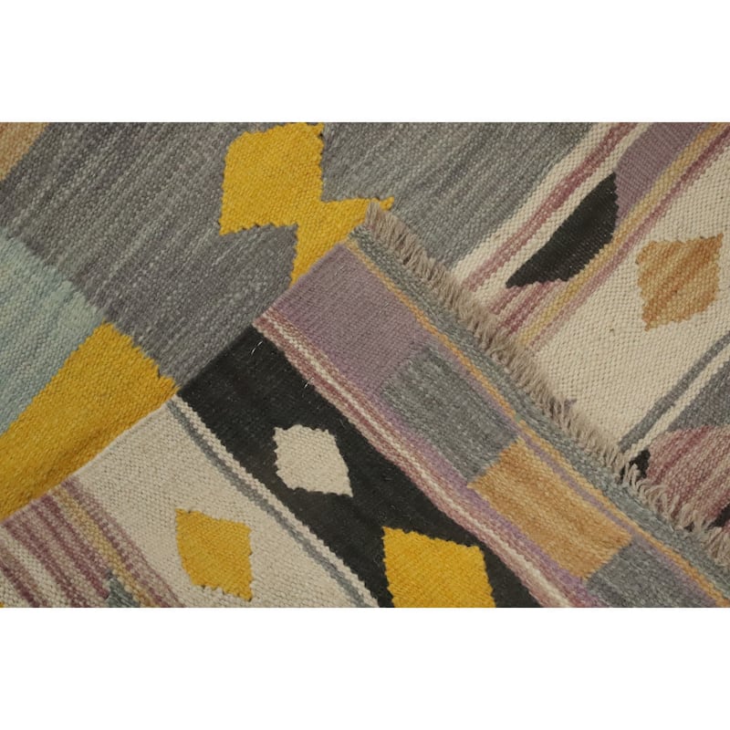 Hand Woven Southwestern Wool Multi-Colored Geometric Area Rug - 6' 7'' X 4' 8''