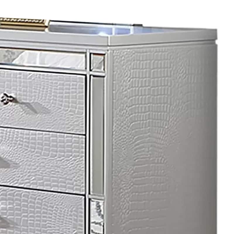 Bailey Wide Dresser, Mirror Trim and 9 Drawers, Silver Wood