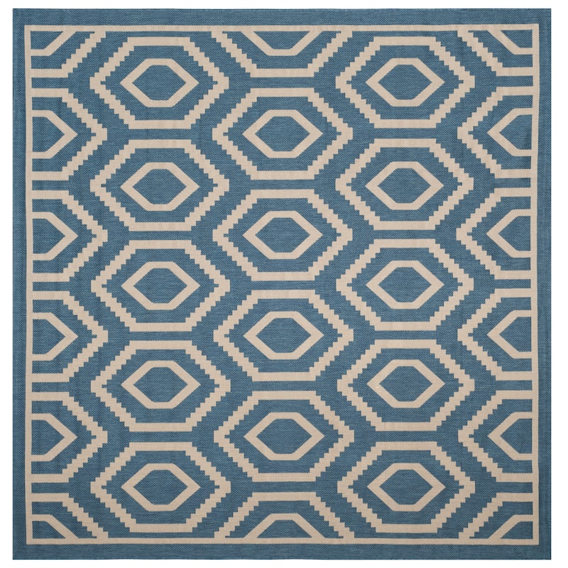 SAFAVIEH Courtyard Carolee Indoor/ Outdoor Patio Backyard Rug