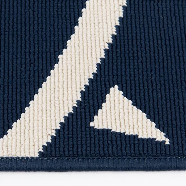Shop Gainsville Nautical Compass Blue And Ivory Woven Area Rug