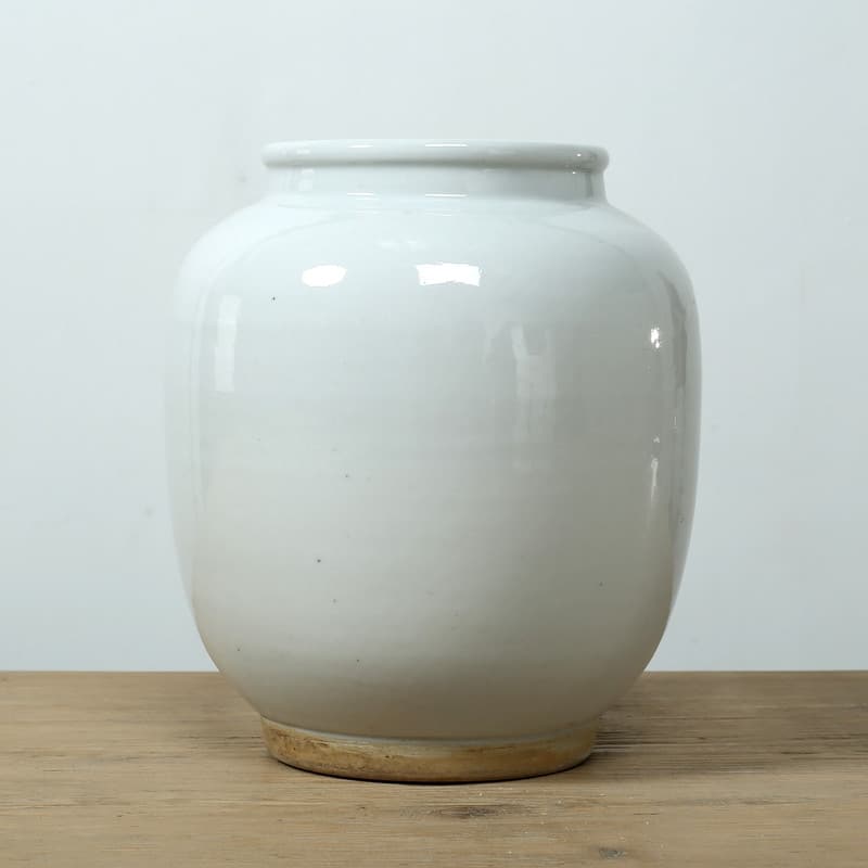 10" High Clara Vase with Unglazed Base