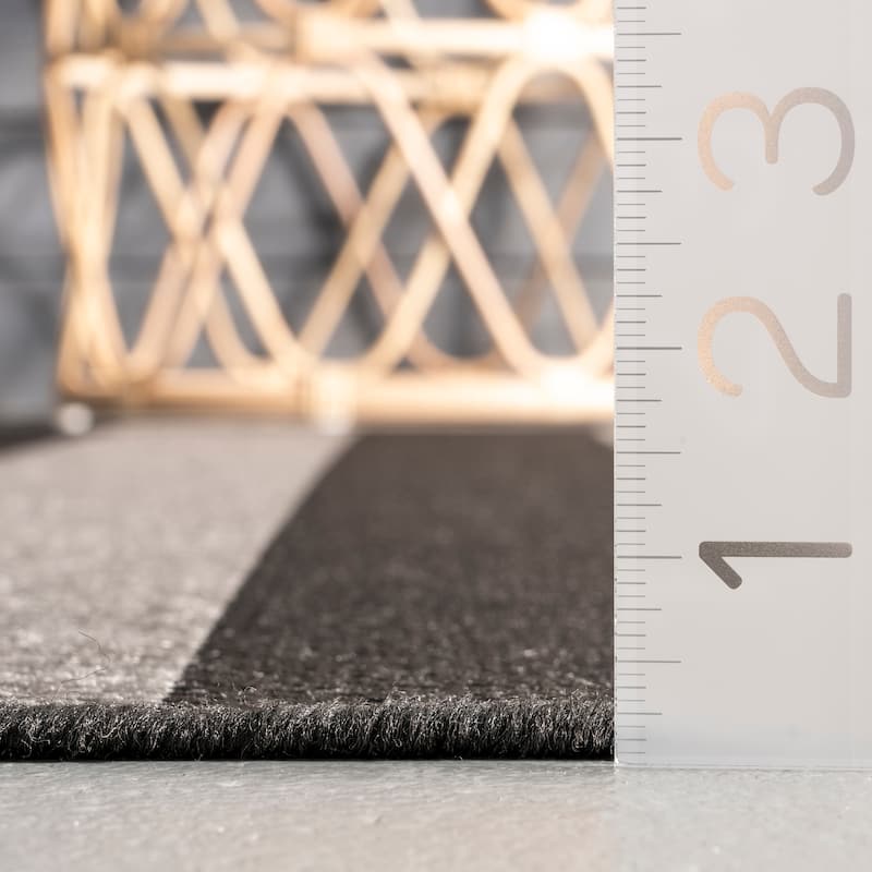 Nuloom Alexis Striped Indoor/Outdoor Area Rug