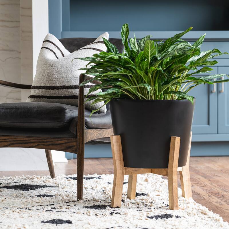Southern Patio Contemporary Planter with Stand