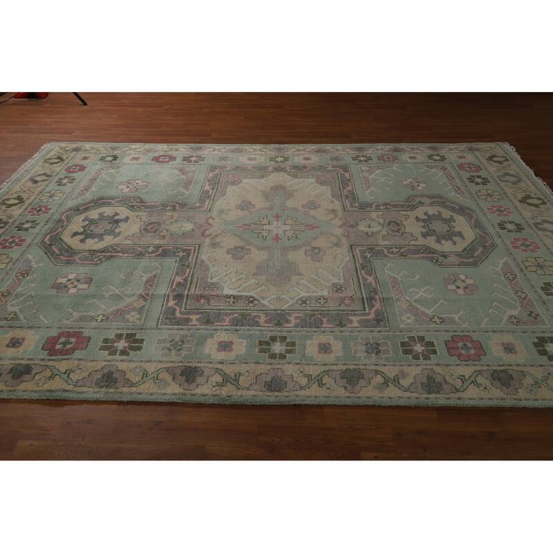 Hand Knotted Oriental 100% Wool Carpet Transitional Medallion Green Oushak Area Rug - 10' 0'' X 7' 6''