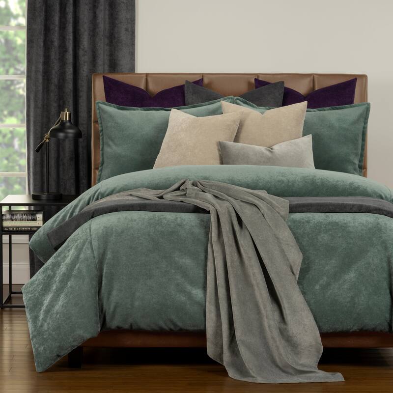 Mixology Padma 8 Piece Duvet Cover and Insert Set