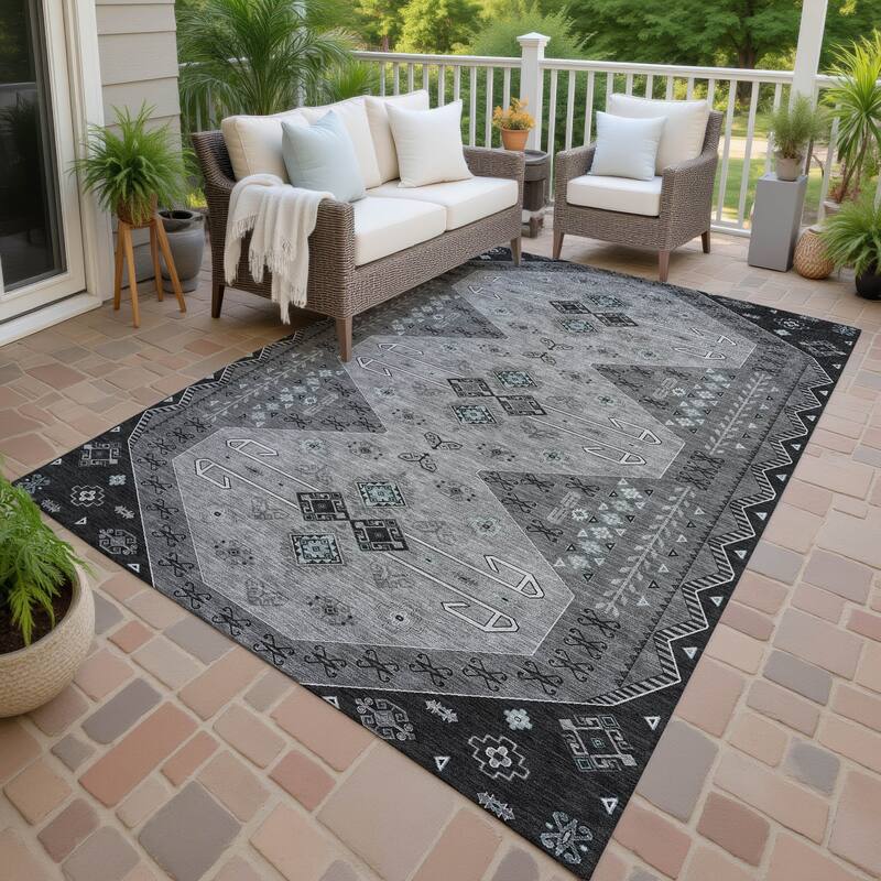 Machine Washable Indoor/ Outdoor Global Hiawatha Chantille Rug - Charcoal - 3' x 5'