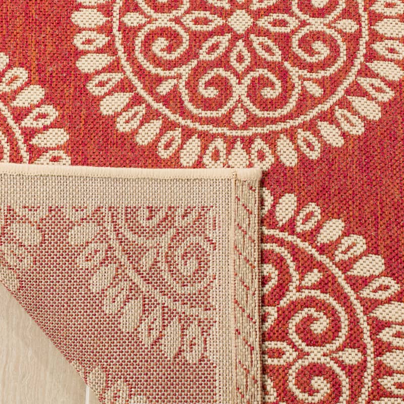 SAFAVIEH Linden Hyrije Indoor/ Outdoor Waterproof Patio Backyard Rug
