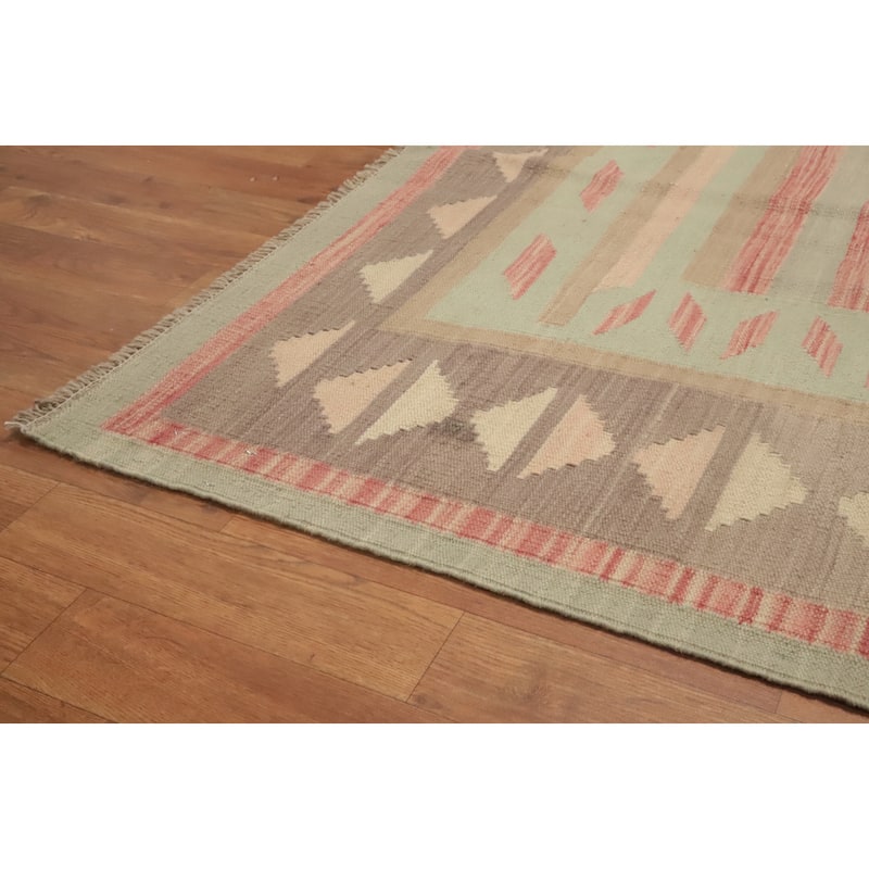 Hand Woven Southwestern Wool Green Geometric Area Rug - 12' 1'' X 9' 2''