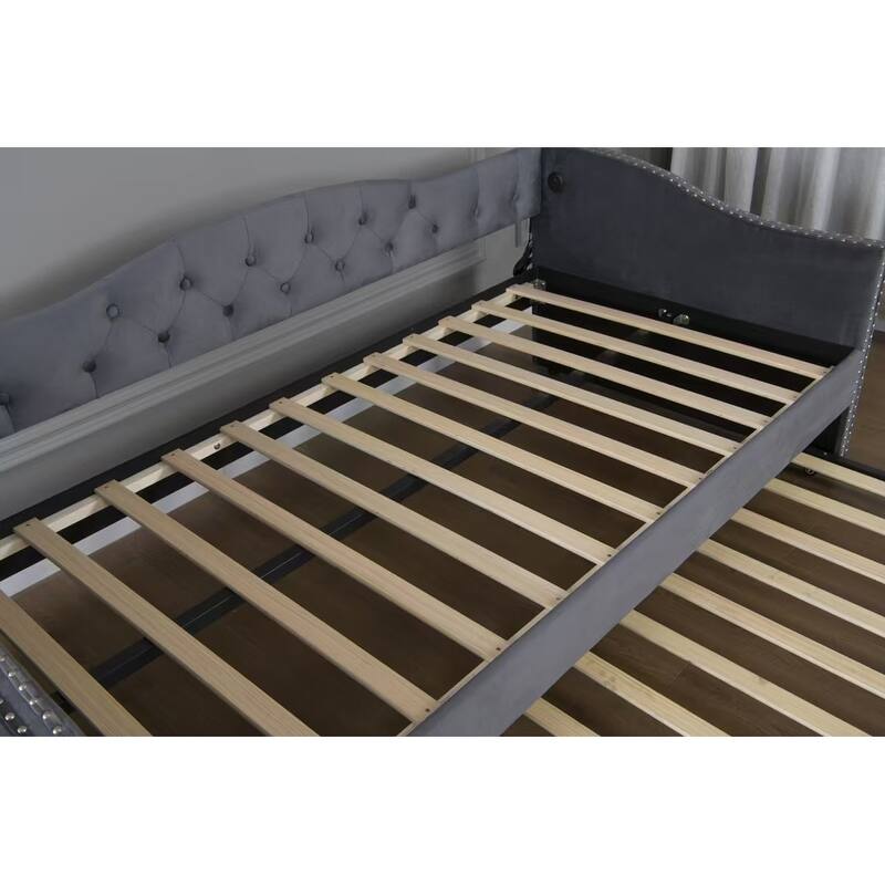 Twin Size Upholstered Daybed with Trundle and USB Charging Design, Sturdy Wood Slat Support, Wood Bed Frame,Plush Velvet Fabric
