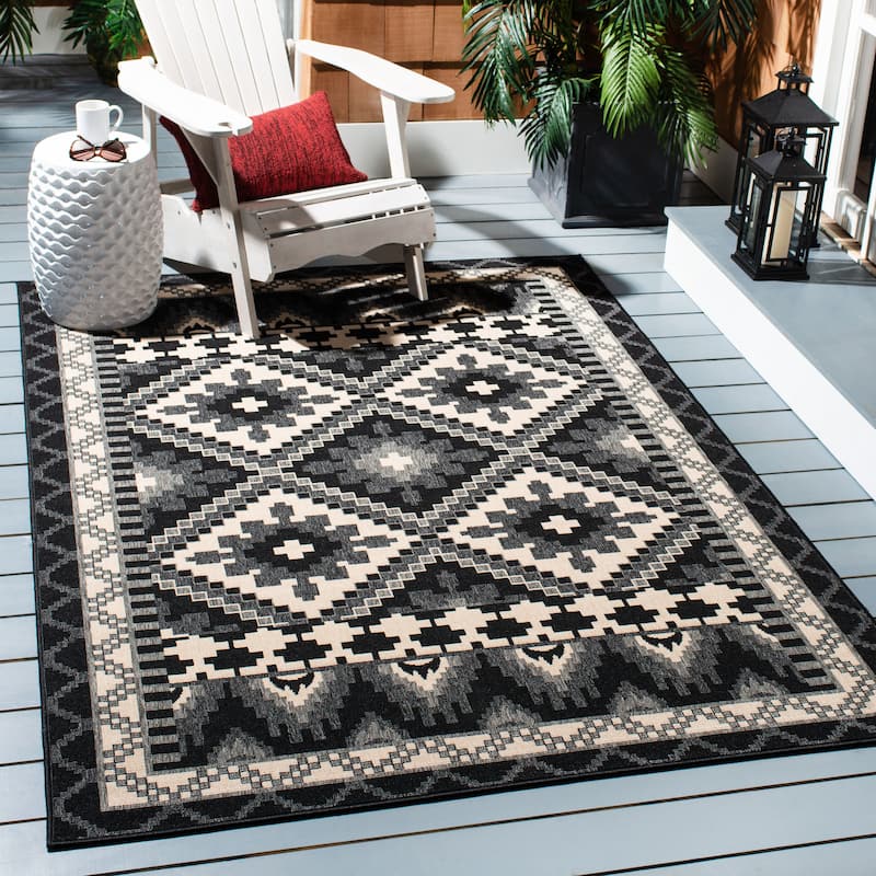 SAFAVIEH Veranda Vitaline Indoor/ Outdoor Waterproof Patio Backyard Rug - 5'3" x 7'7" - Black/Beige