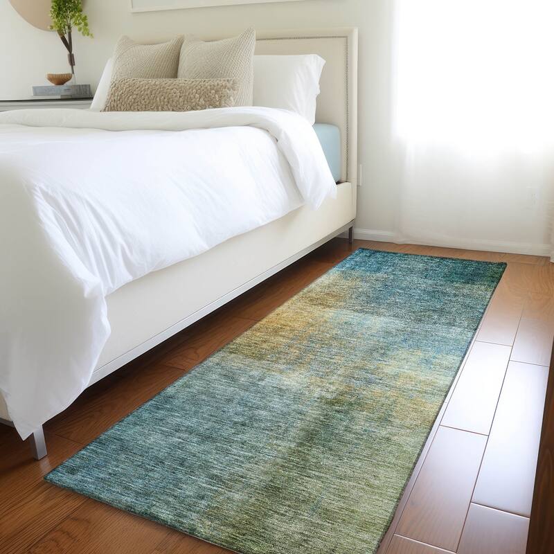 Machine Washable Indoor/ Outdoor Abstract Ombre Chantille Rug - Blue - 2'3" x 7'6"
