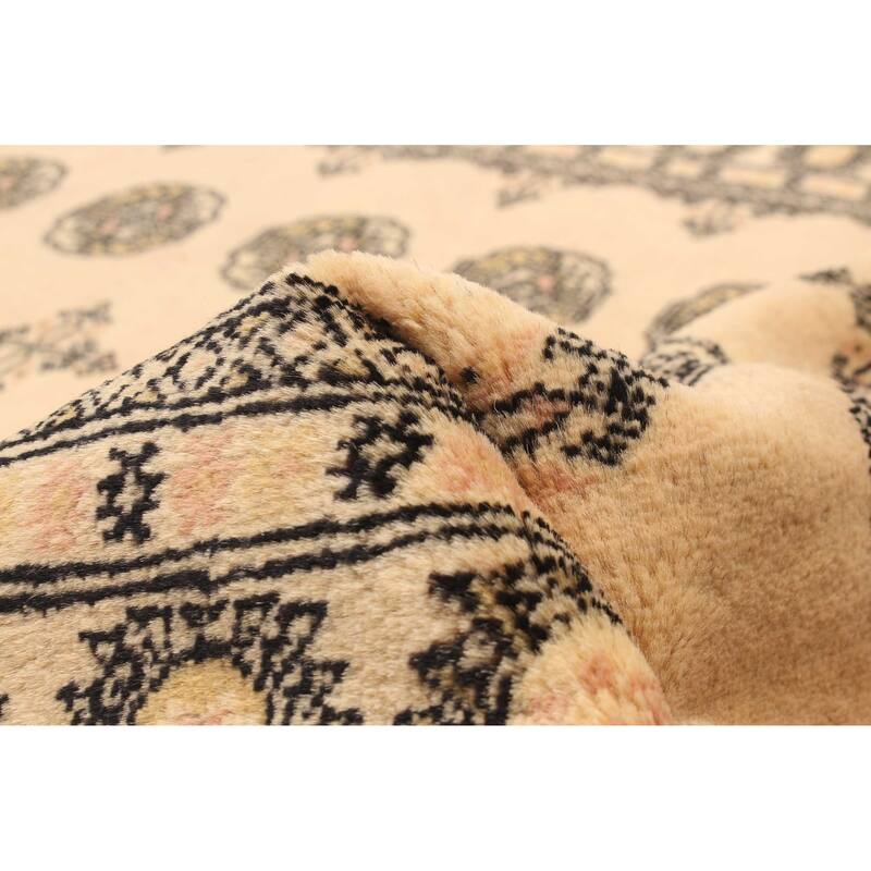 ECARPETGALLERY Hand-knotted Finest Peshawar Bokhara Beige Wool Rug - 4'2 x 6'7