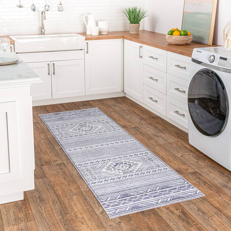 Nuloom Jenine SpinClean Southwestern Machine Washable Area Rug