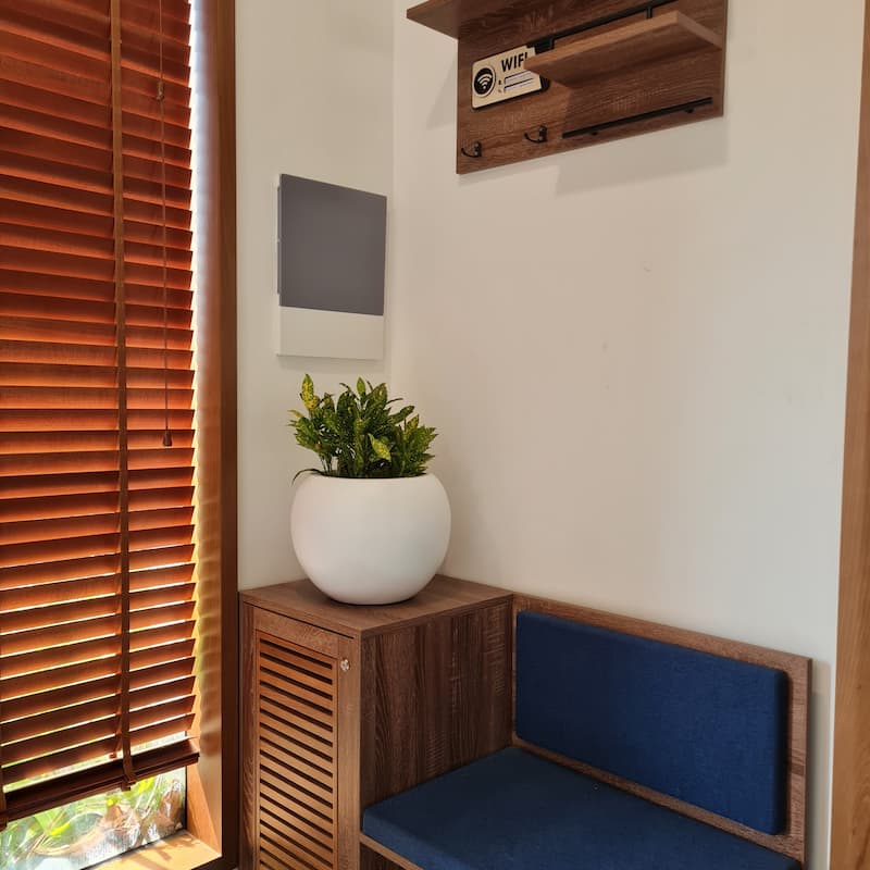 DreamPatio Riverside Fiberstone Composite Ball Planter for Indoor/Outdoor - Smooth Automotive 2K Coating