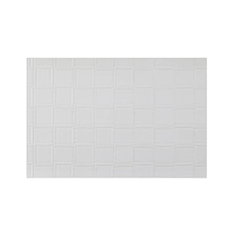 HomeRoots 18" Set of Four White Basketweave Faux Leather Placemats - 18.00 in. x 12.00 in. x 0.01 in.