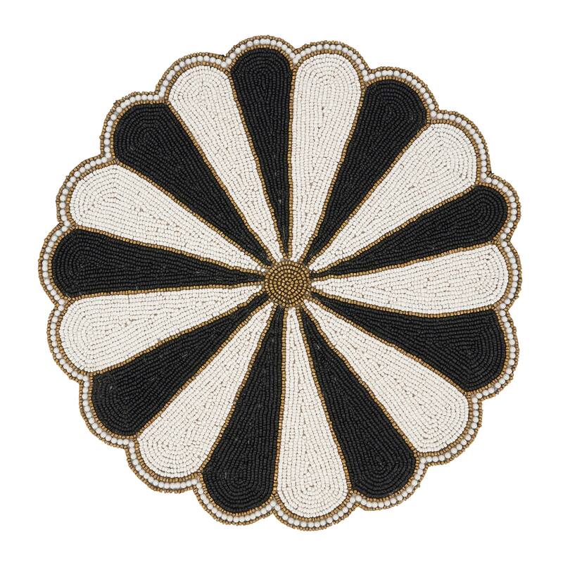 Elegant Beaded Pinwheel Placemat (Set of 4) - Set of 4 - Black/White