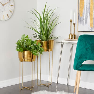 CosmoLiving by Cosmopolitan Metal Contemporary Planter (Set of 2) - S/2 31", 25"H
