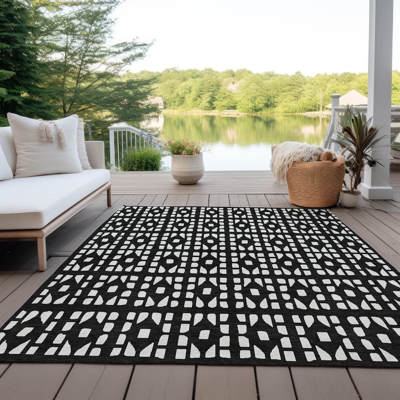 Machine Washable Indoor/ Outdoor Contemporary Imprints Chantille Rug
