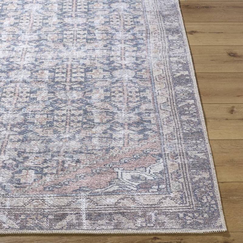 Livabliss Vinny Traditional Border Indoor/Outdoor Area Rug