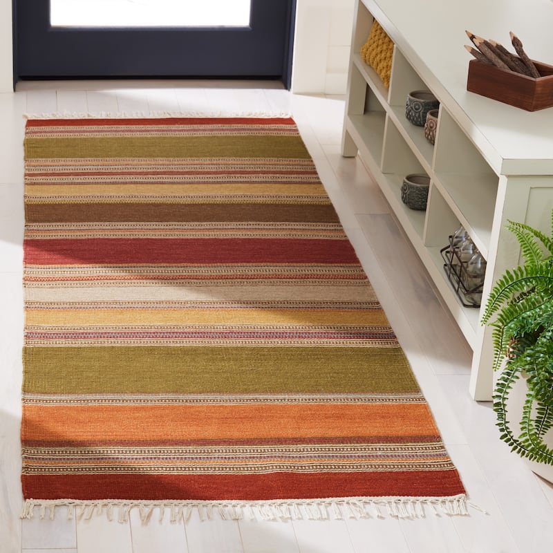 SAFAVIEH Handmade Striped Kilim Tarah Stripe Wool Rug with - 2'3" x 6' Runner - Green