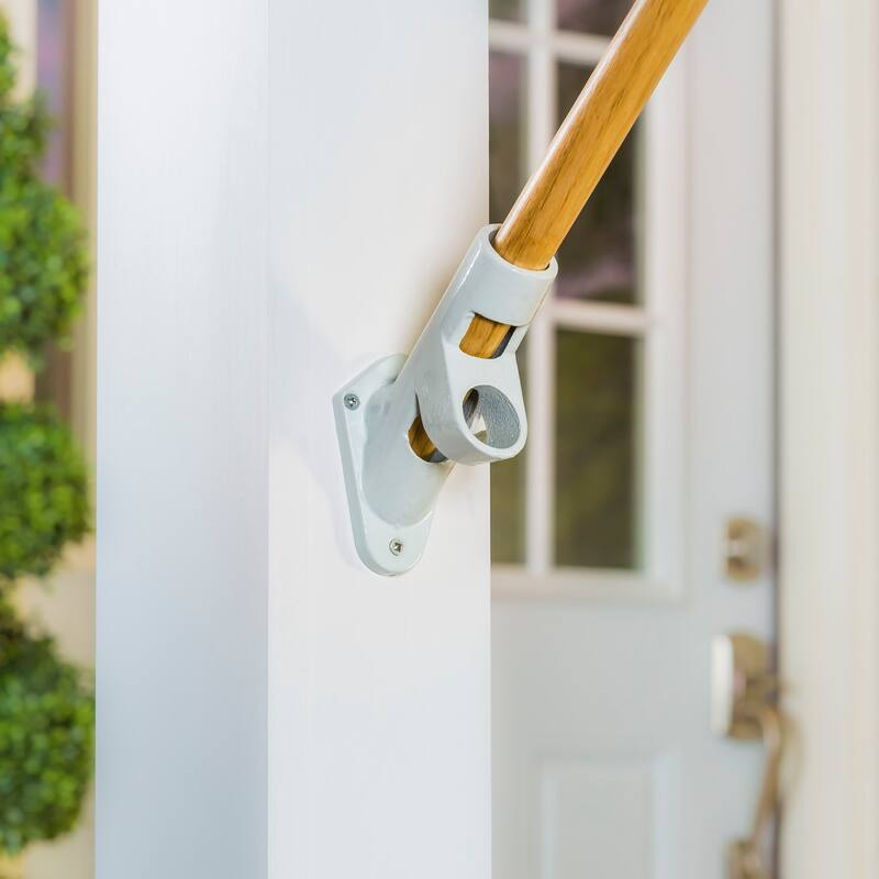 2-Position Cast Iron House Flag Bracket, White Finish