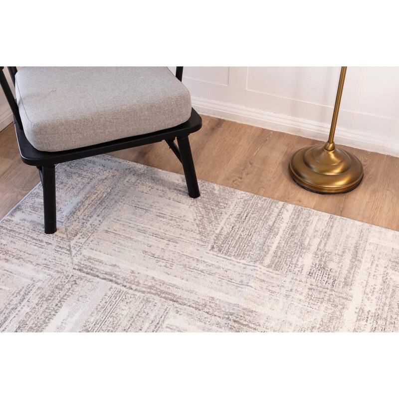 Intense Collection Transitional Abstract/Geometric Pattern