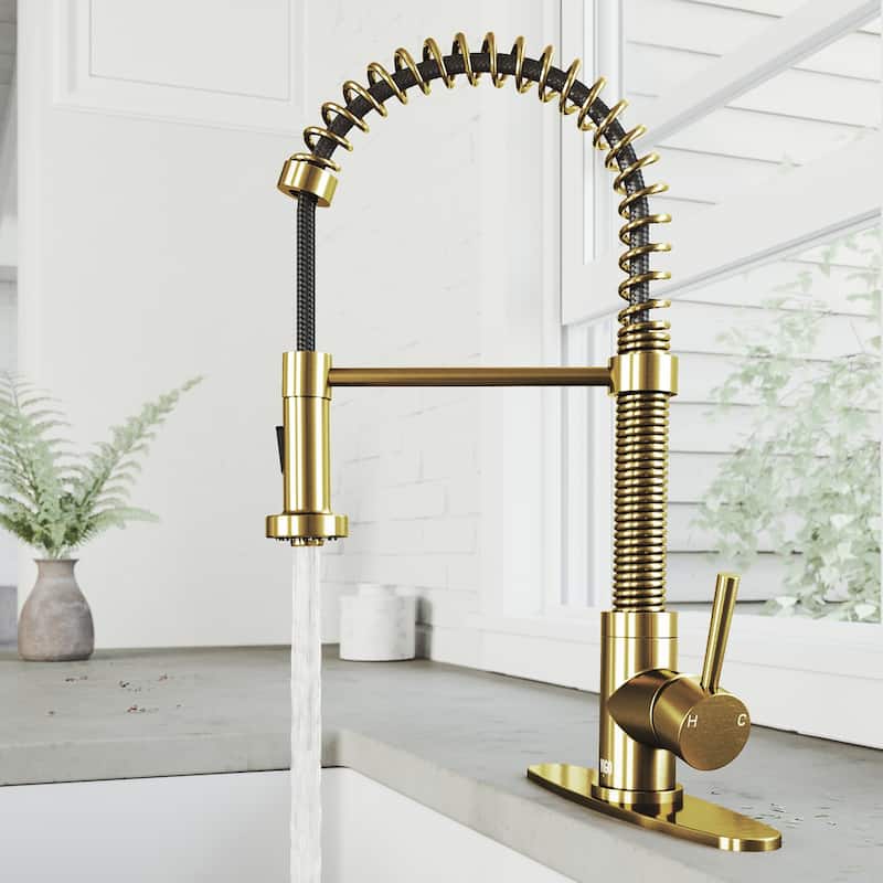 VIGO Edison 19" H Single Handle Pull-Down Sprayer Kitchen Faucet