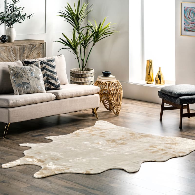 Nuloom Marcia SpinClean Machine Washable Faux Cowhide Area Rug - 3'10" x 5' - Off White - Hide-Shaped