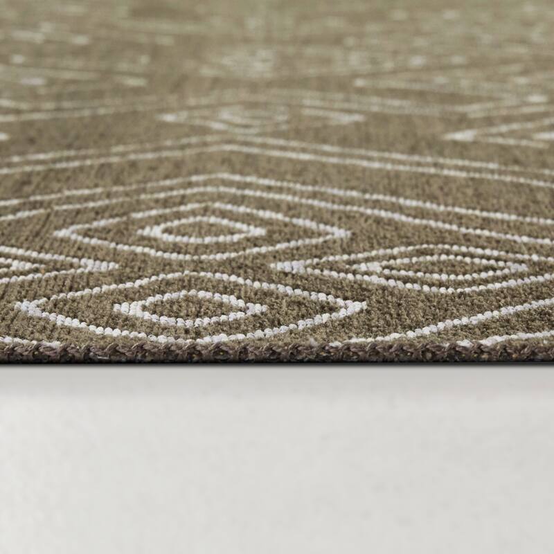 Fourie Moroccan Diamond Indoor/Outdoor Area Rug