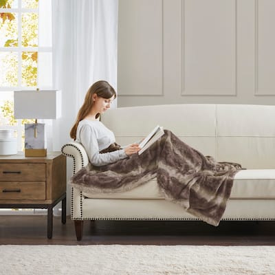 Madison Park Zuri Oversized Faux Fur Throw