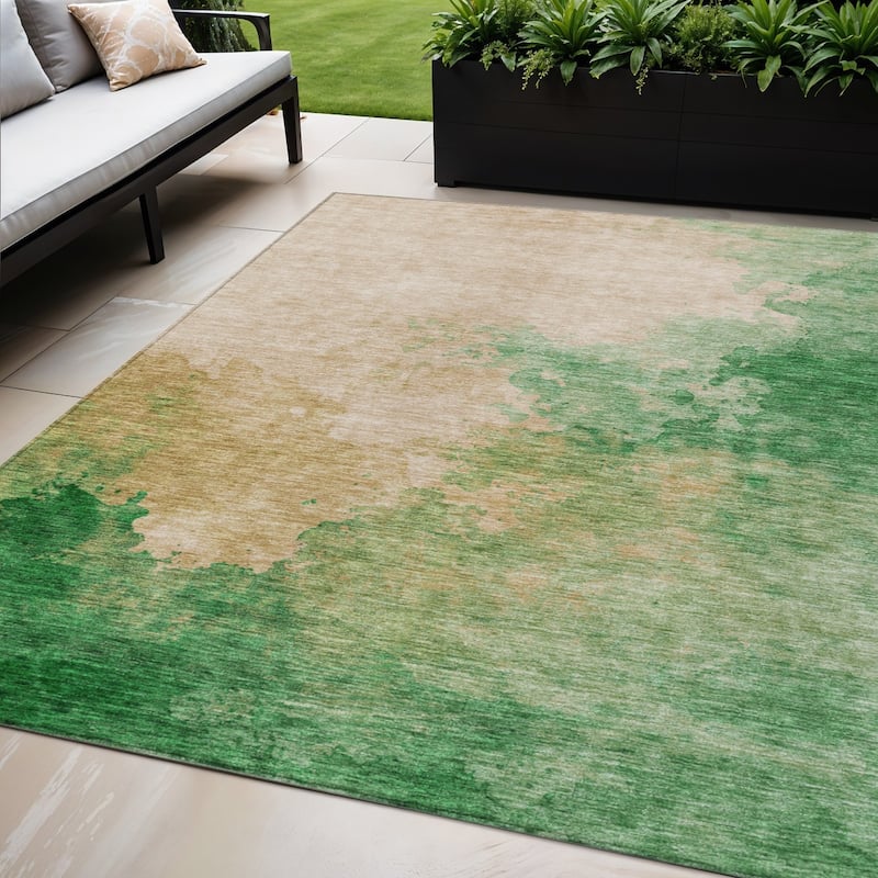 HomeRoots Abstract Transitional Rectangle Outdoor Rug - 5' X 8'