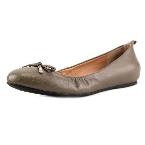 Audrey brooke clearance ballet flats