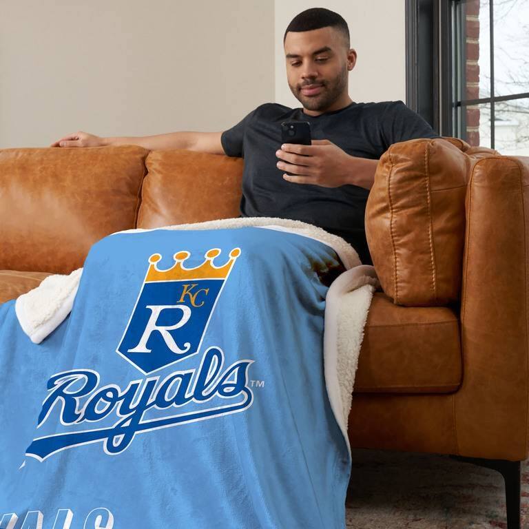 MLB CC Throwback Silk Touch Sherpa Throw Blanket