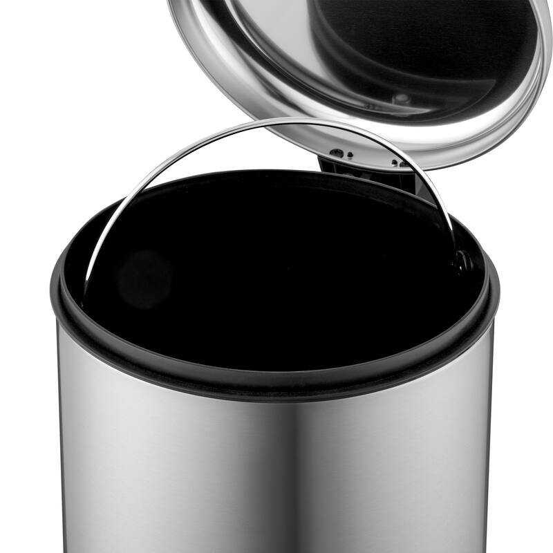 Qualiazero TWO 1.6 Gal Round Step On Trash Cans, Stainless Steel, Twin Pack