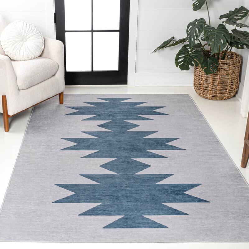 JONATHAN Y Adriel Solid Low-Pile Machine Washable Area Rug