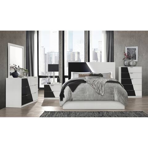 Queen Bed with Mirror Nightstand Dresser 4PC Bedroom Set