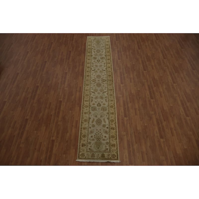 Hand Knotted Oriental 100% Wool Carpet Traditional Floral Beige & Ivories Peshawar Runner Rug - 13' 9'' X 2' 7''