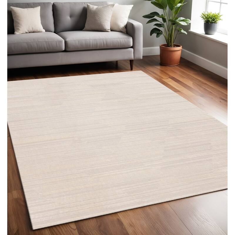HomeRoots Solid Color Modern Rectangle Area Rug - 5' X 8' - 5' X 8'