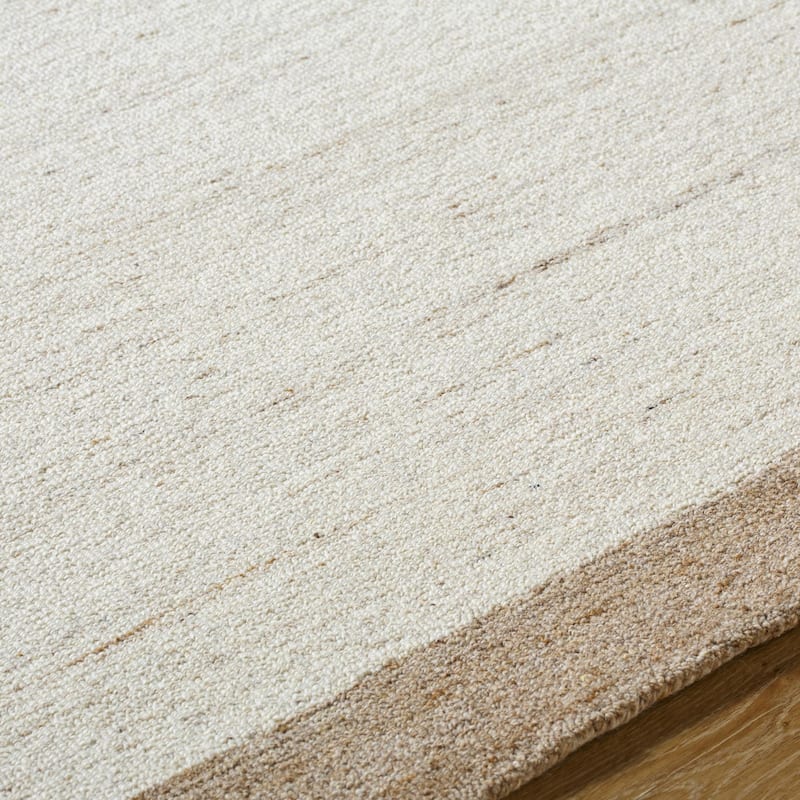 Livabliss La Puna Cottage Solid Area Rug