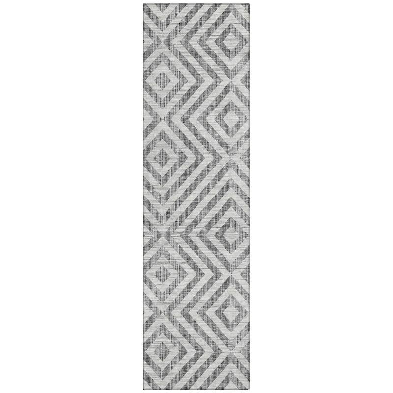 Machine Washable Indoor/ Outdoor Chantille Diamond Geo Rug