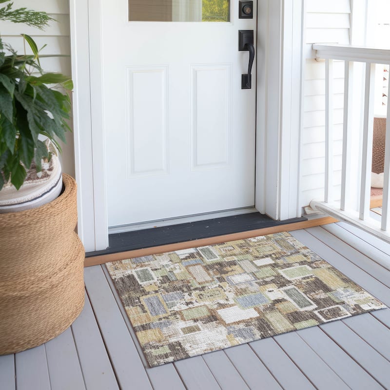 Machine Washable Indoor/ Outdoor Contemporary Geo Chantille Rug - Brown - 1'8" x 2'6"
