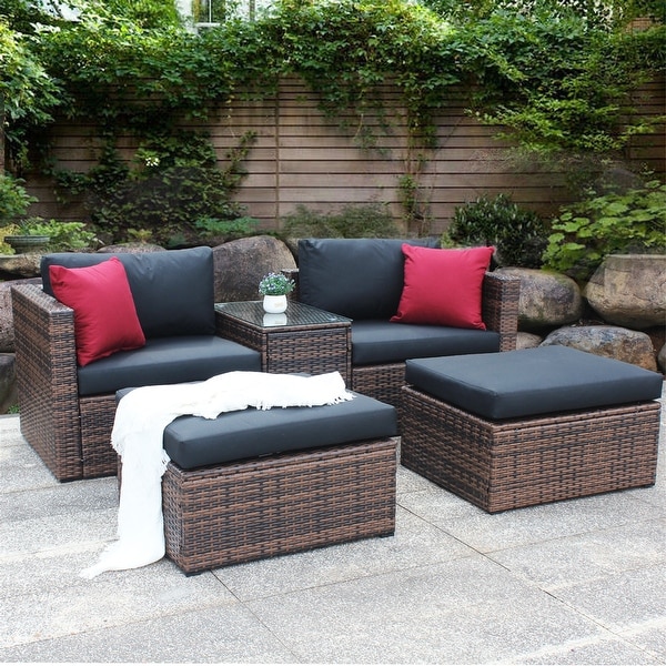 Wicker top pillows cushions
