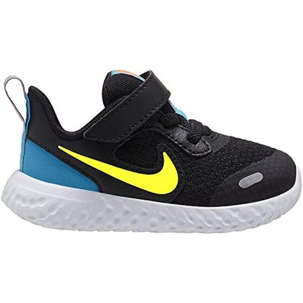 nike revolution baby