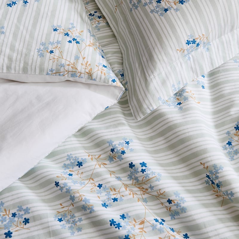 Cottage Classics Emma Floral Comforter Set