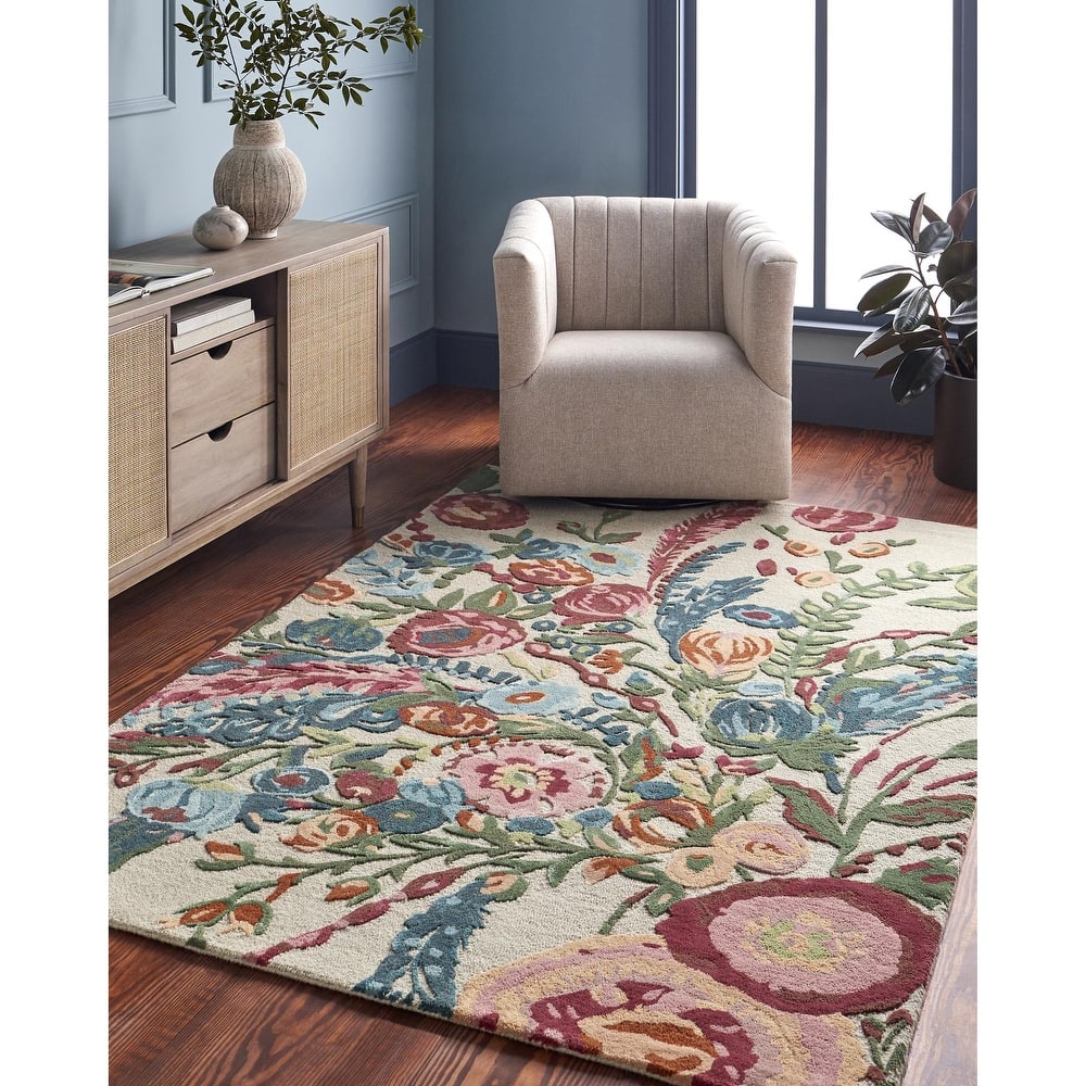 Sergio Coastal Floral and Botanical Area Rug