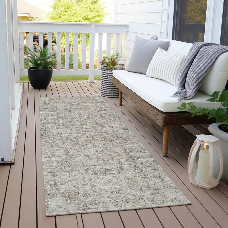 Machine Washable Indoor/ Outdoor Chantille Traditional Vintage Rug