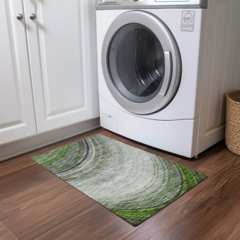 Machine Washable Indoor/ Outdoor Chantille Abstract Wave Rug - Green - 1'8" x 2'6"