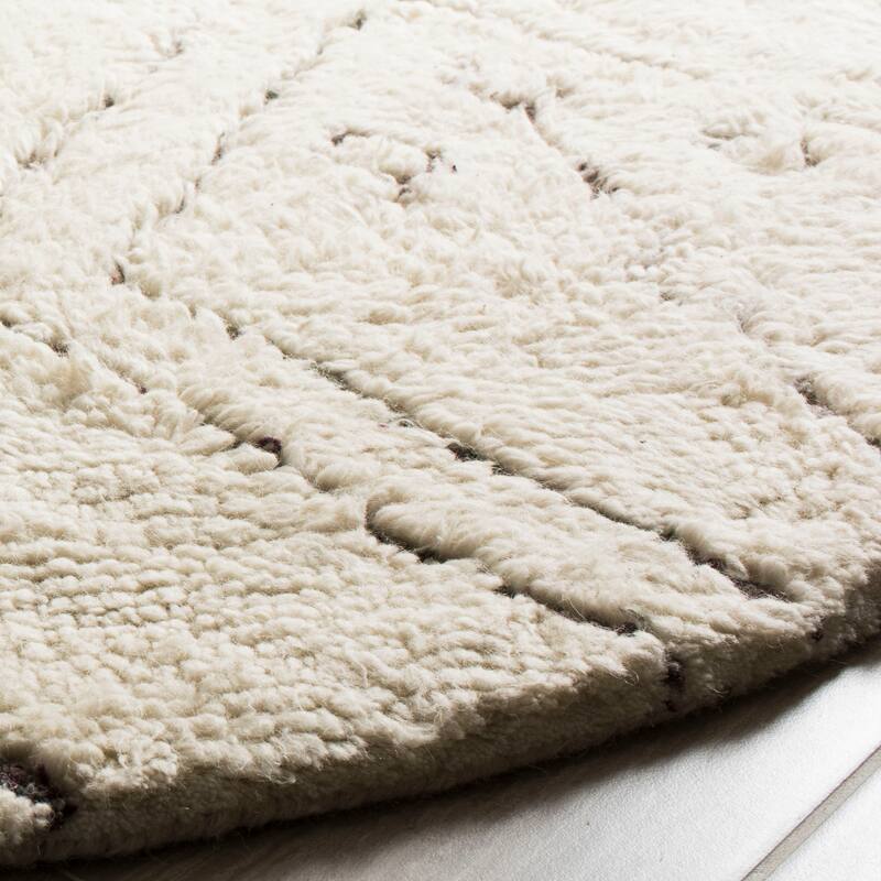 SAFAVIEH Casablanca Evdoxia Hand-tufted Tribal Area Rug